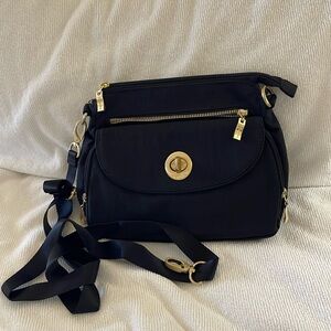 Baggallini Calais crossbody